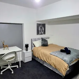  Aparthotel Easy Living - Burns Street United Kingdom